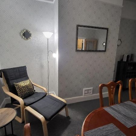 Stay - At Southport Holiday Home - Sleeps 6 ภายนอก รูปภาพ
