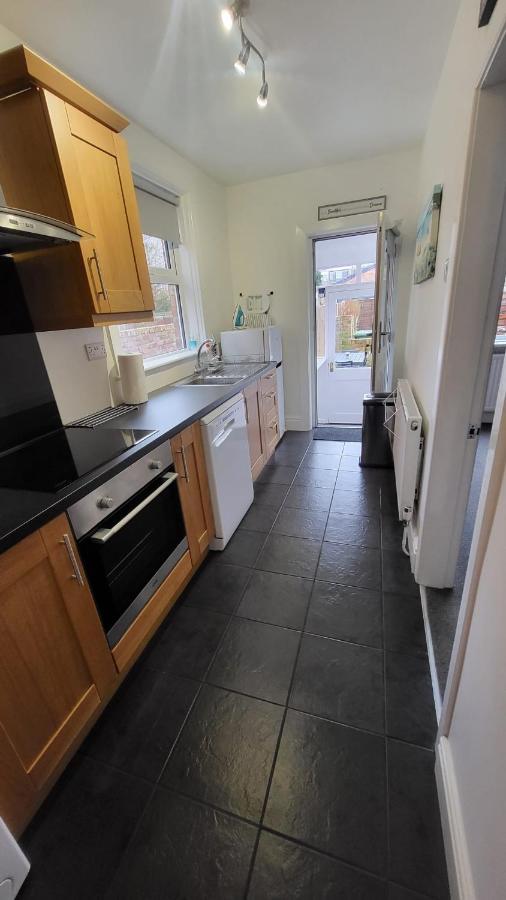 Stay - At Southport Holiday Home - Sleeps 6 ภายนอก รูปภาพ